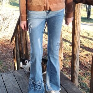 Stylish Blue Flared Women Jeans With Denim Butterfly Patches